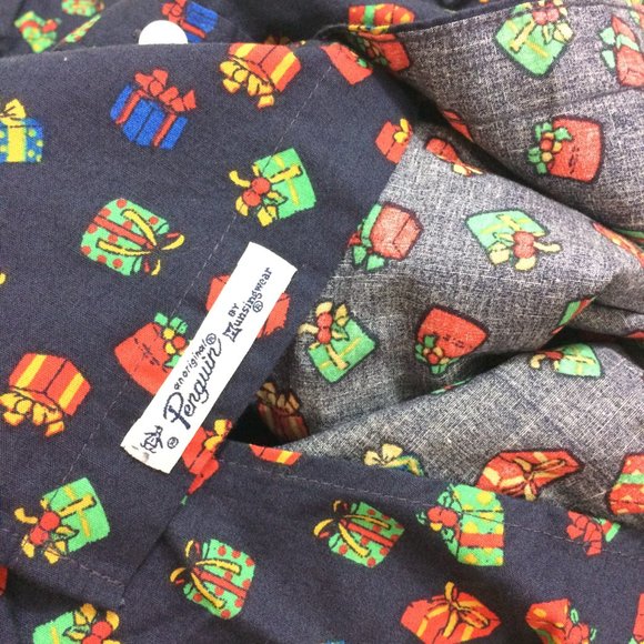 Penguin Christmas Gifts Presents Holiday Shirt NWT - Picture 10 of 11